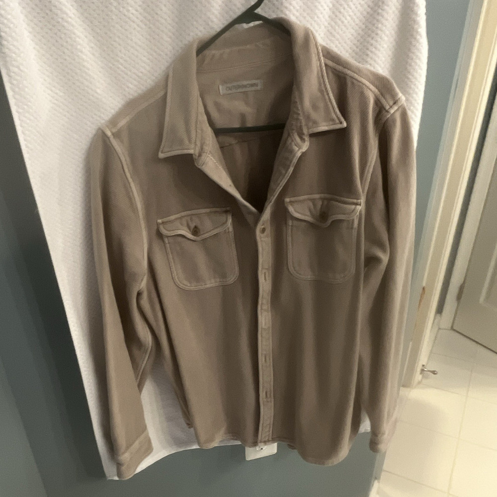 Outerknown beige solid long sleeve button-up shirt xl point collar chest pockets