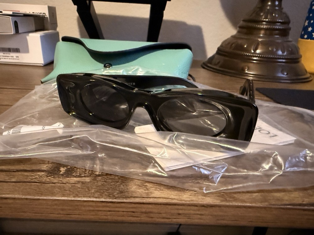 Loewe Men&rsquo;s Black LW40033I Rectangular Sunglasses 49-23-145
