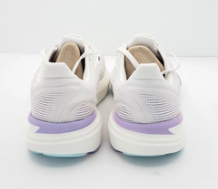 Brooks Womens (Size 8 Medium Width/B) Revel 8 Sneakers Coconut Purple