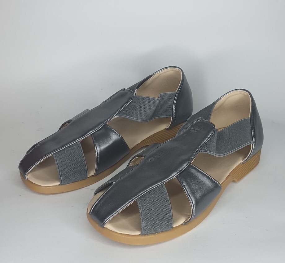 New Women&rsquo;s Comfort Ease Metal Pewter Fisherman Sandal Shoes Size 6M
