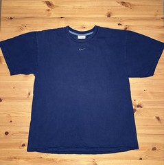 Nike 90s 00s Blue Swoosh Vintage T-shirt (Blue – Medium)