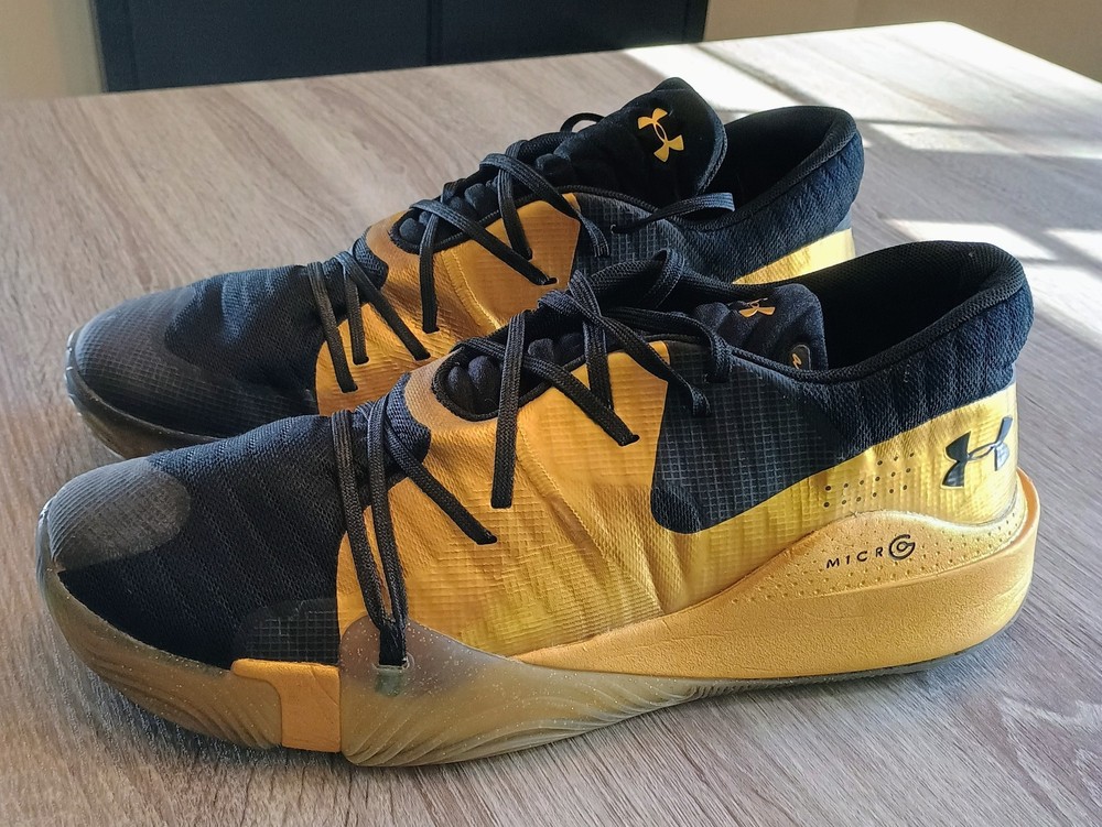 Under Armour Anatomix Spawn Low Basketball Shoes Men Size 15 Black Metallic Gold