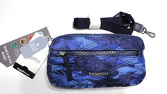 Baggallini Quilted Shades of Blue Camo Zip NWT Mini Crossbody 8 1/2 x 4&Prime;