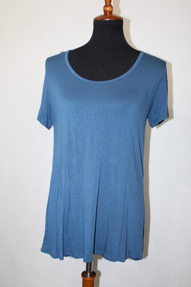 LuLaRoe Sz S Rayon Classic Tee Solid Steel Blue