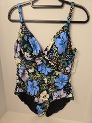 NWT Jantzen Black Floral One Piece Swimsuit Tummy Control Size 16