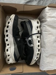 Authentic On Cloudmonster 2 Men&rsquo;s Running Shoes Black/Frost, Size 8.5