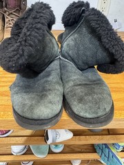 UGG Australia Bailey Crystal Button Bling Black Boots 3349 Size 9 40