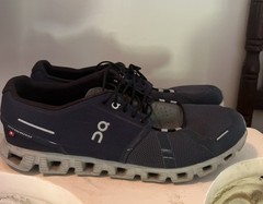 ON Cloud 5 Running Shoes Navy White Men’s Size 14 Blue Running Walking
