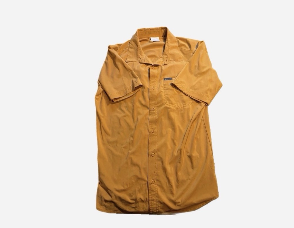 Columbia Men’s Solid Brown Short Sleeve Button-Up Shirt w/ Pockets Size S