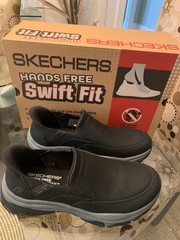 Skechers Men’s Hands Free Slip-ins Izaiah Black Slip-On Sneakers Mens Size 8 NIB