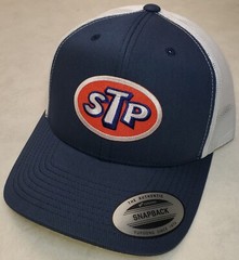 STP OIL Patch Trucker Hat/YP Classic 6606 PreCurved Snapback Navy/White