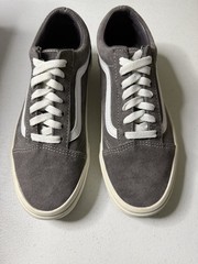 VANS Old Skool Gray/White Suede Low Top Lace-Up Water Resistant Sneakers