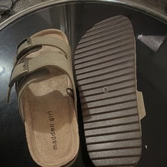 Madden Girl Women’s Green Faux Leather Slide Sandals Double Buckle Straps 8