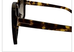 Cute EUC Dezi Harper Oversized Brown Tortoise Shell Sunglasses, 143 mm