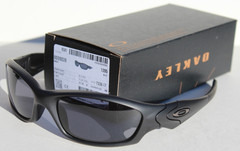OAKLEY Straight Jacket Sunglasses Matte Black/Grey NEW OO9039 11-013 NEW