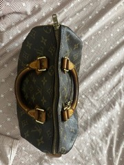 Louis Vuitton Authentic Monogram Speedy 25
