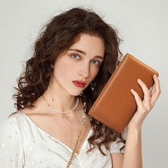 Chic Women&rsquo;s RFID Blocking Leather Clutch Wallet – Large Capacity Design