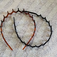 Qty 4 No-Slip Zig Zag Teeth Plastic Headbands Black & Brown 90s
