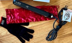 HSI PRO CERAMIC TOURMALINE IONIC FLAT IRON FRIZZ FREE HAIR THERAPY STRAIGHTENER