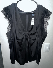 Express Women&rsquo;s Black Solid V-Neck Lace Ruffle Flutter Sleeve Blouse Size XL