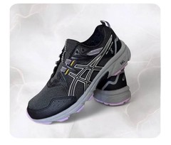 Size 11 – Asics Gel Venture 8 Black Ivory W