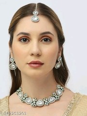 Indian Bollywood Gold Plated Kundan Choker Bridal Necklace Earrings Jewelry Set