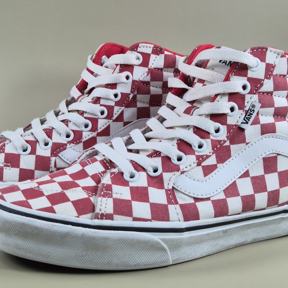 VANS High Top WOMANS Red White Checkerboard Old Skool SZ9