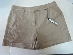 Harve Benard Womens Shorts Size 12 NWT Taupe Cotton Stretch Cuffs Career Casual
