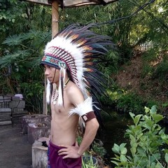 Handmade MediumFeatherWarbonnet HeaddressHat IndianChief CosplayCarnival Costume