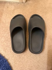 mens adidas yeezy slides size 9 black